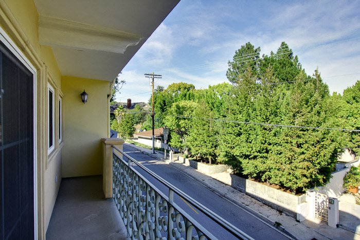 Gallery Photo 24
